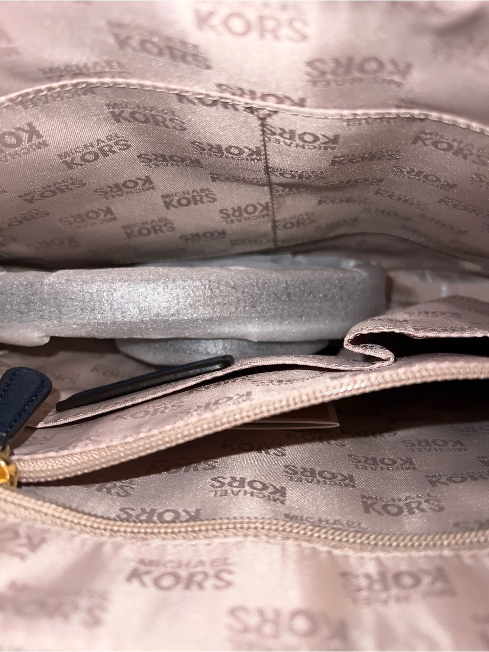 NWOT✨️Michael Kors Brooklyn hobo bag - Picture 3 of 3